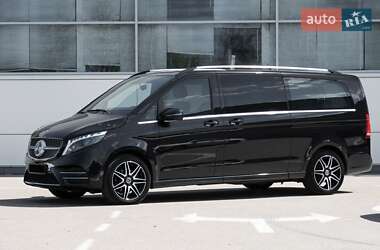 Минивэн Mercedes-Benz V-Class 2023 в Киеве
