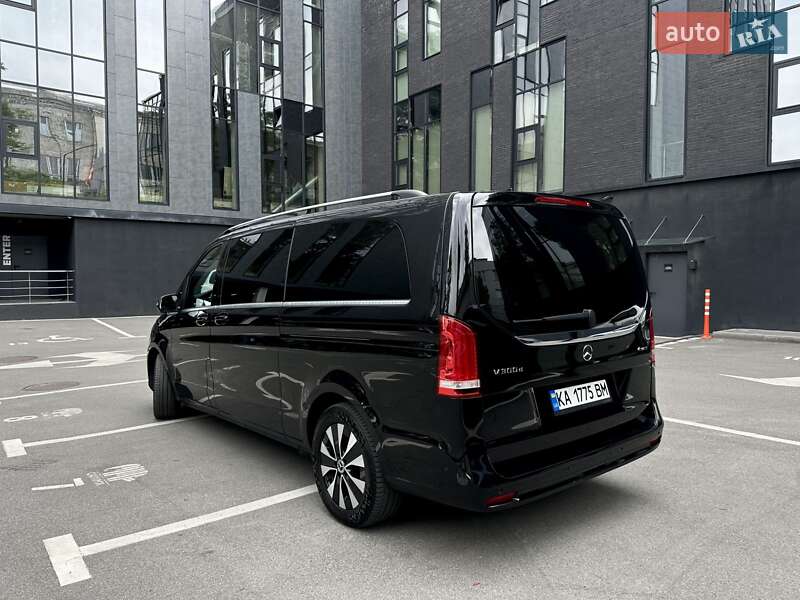 Мінівен Mercedes-Benz V-Class 2021 в Києві