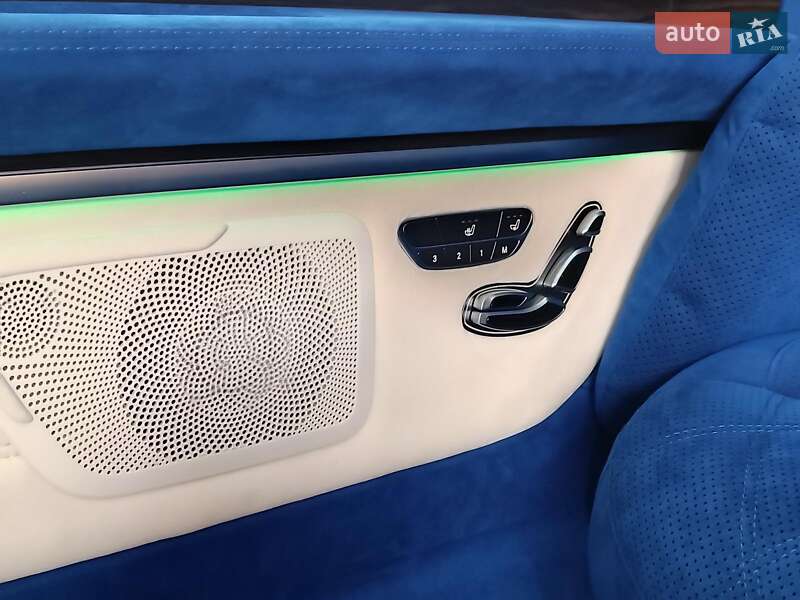 Минивэн Mercedes-Benz V-Class 2023 в Харькове