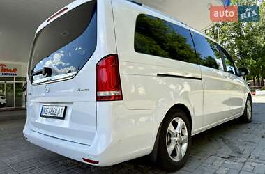 Минивэн Mercedes-Benz V-Class 2016 в 