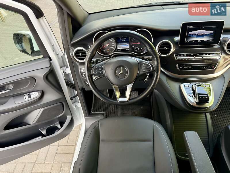Минивэн Mercedes-Benz V-Class 2016 в Днепре