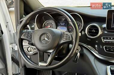 Минивэн Mercedes-Benz V-Class 2016 в 