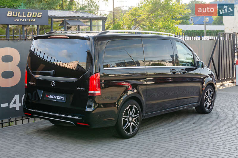 Минивэн Mercedes-Benz V-Class 2017 в Киеве