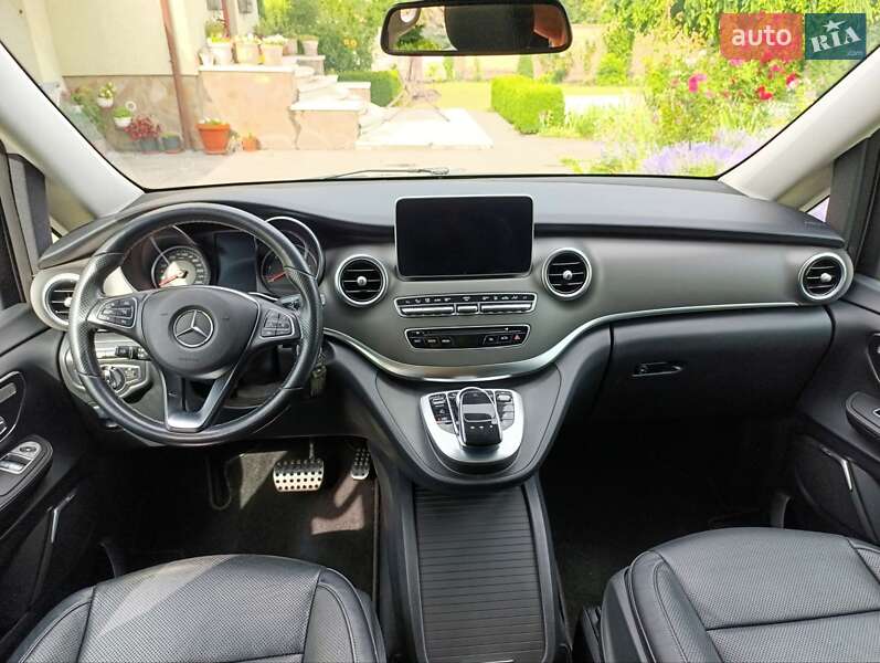 Минивэн Mercedes-Benz V-Class 2016 в Черновцах фото 32 Минивэн Mercedes-Benz V-Class 2016 в Черновцах