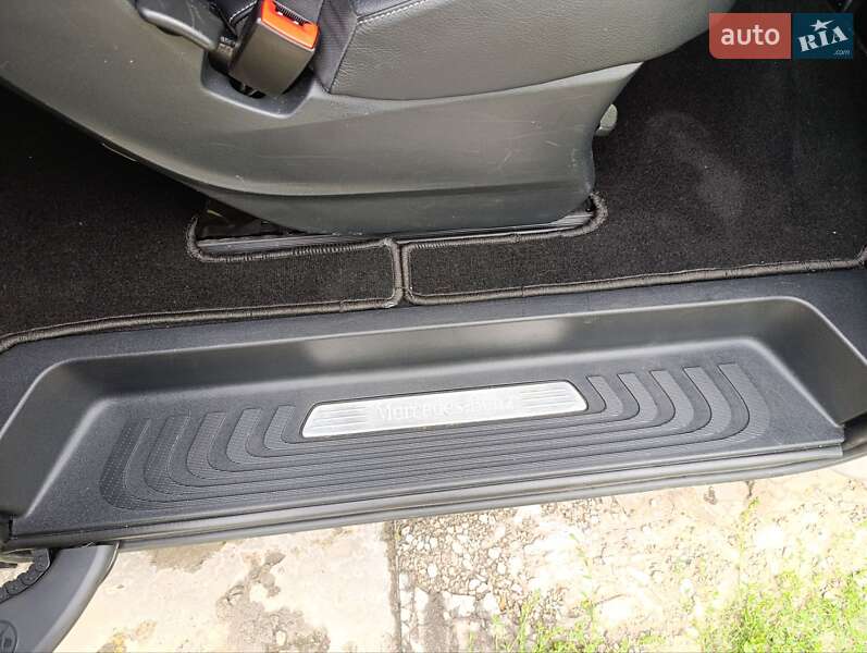 Минивэн Mercedes-Benz V-Class 2016 в Черновцах фото 36 Минивэн Mercedes-Benz V-Class 2016 в Черновцах