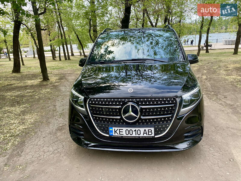 Mercedes-Benz V-Class 2024 Mercedes-Benz V-Class 2024
