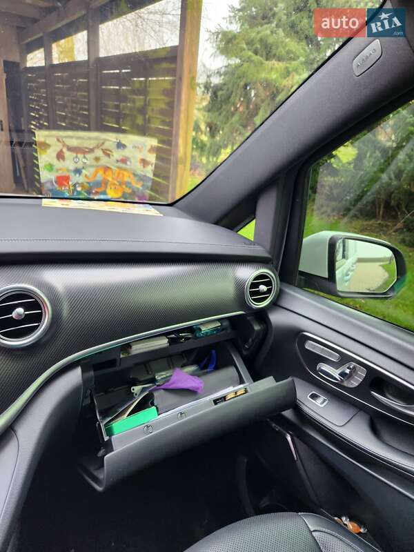 Минивэн Mercedes-Benz V-Class 2016 в Одессе фото 30 Минивэн Mercedes-Benz V-Class 2016 в Одессе