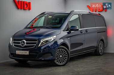 Минивэн Mercedes-Benz V-Class 2015 в Киеве