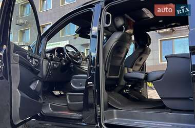 Минивэн Mercedes-Benz V-Class 2020 в 