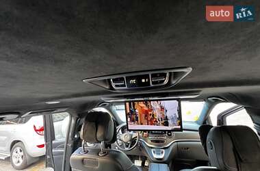 Минивэн Mercedes-Benz V-Class 2020 в 