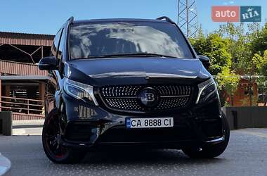 Минивэн Mercedes-Benz V-Class 2020 в 