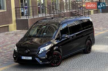 Минивэн Mercedes-Benz V-Class 2020 в 