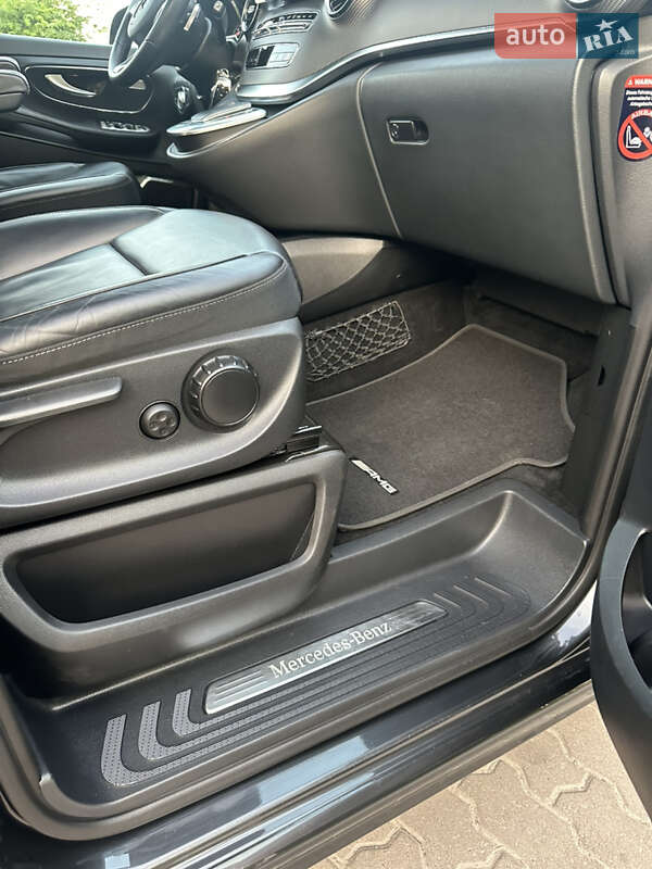 Мінівен Mercedes-Benz V-Class 2021 в Бродах