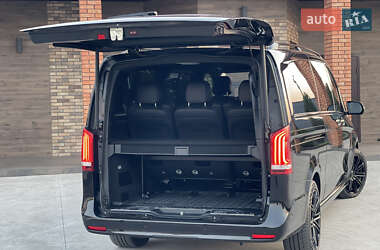 Минивэн Mercedes-Benz V-Class 2022 в 
