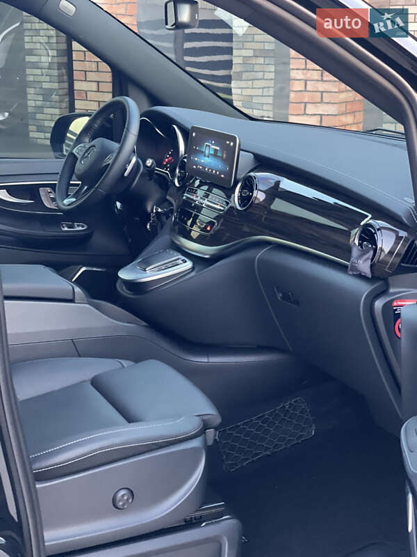 Минивэн Mercedes-Benz V-Class 2022 в Днепре