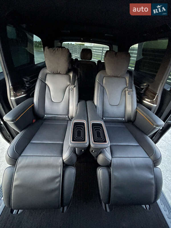 Минивэн Mercedes-Benz V-Class 2022 в Днепре