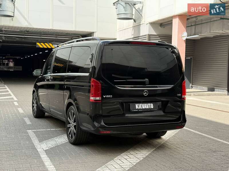 Мінівен Mercedes-Benz V-Class 2014 в Києві