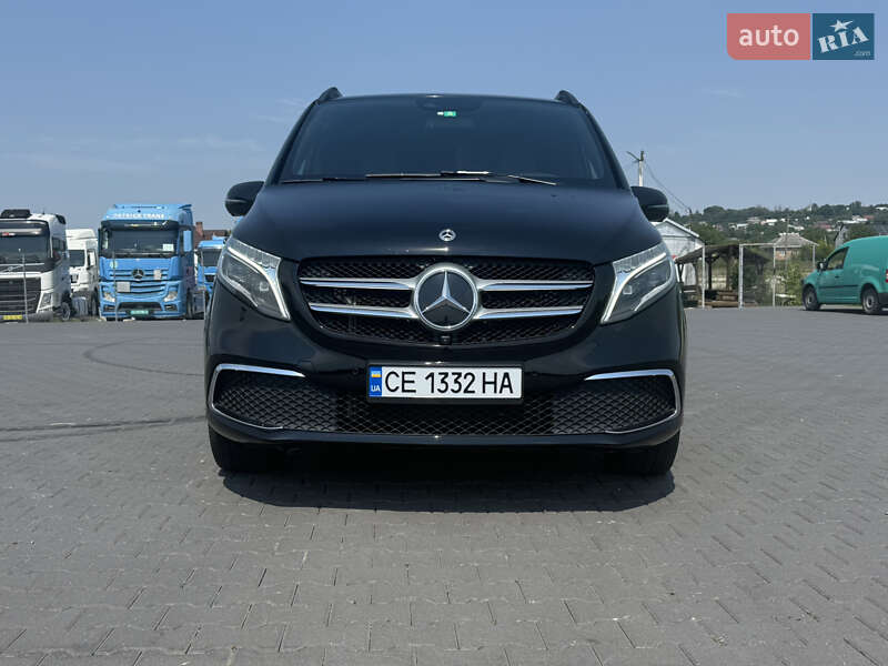 Минивэн Mercedes-Benz V-Class 2022 в Черновцах