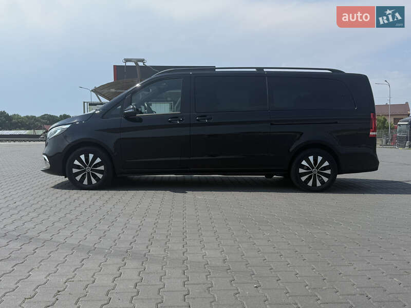 Минивэн Mercedes-Benz V-Class 2022 в Черновцах