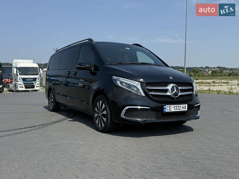 Минивэн Mercedes-Benz V-Class 2022 в Черновцах