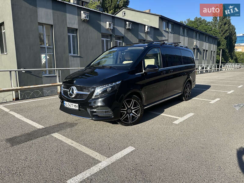 Минивэн Mercedes-Benz V-Class 2023 в 