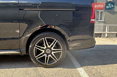 Минивэн Mercedes-Benz V-Class 2023 в 