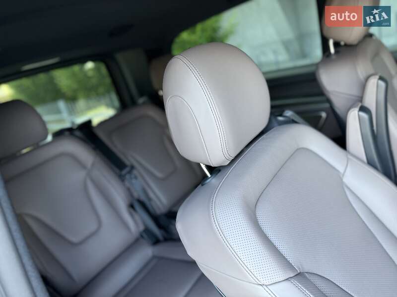 Минивэн Mercedes-Benz V-Class 2025 в Киеве