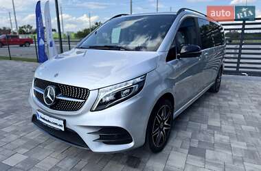 Минивэн Mercedes-Benz V-Class 2022 в 