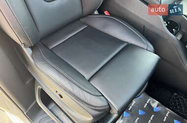 Минивэн Mercedes-Benz V-Class 2022 в 