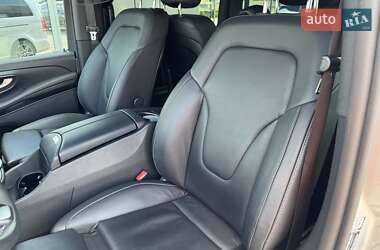 Минивэн Mercedes-Benz V-Class 2022 в 