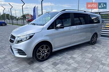 Минивэн Mercedes-Benz V-Class 2022 в 