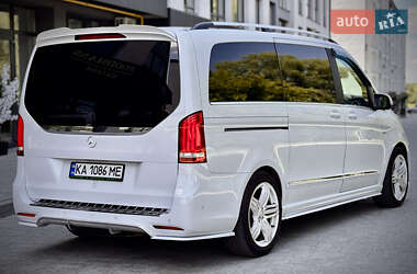 Минивэн Mercedes-Benz V-Class 2016 в 