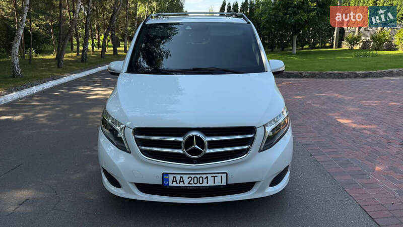 Мінівен Mercedes-Benz V-Class 2016 в Києві