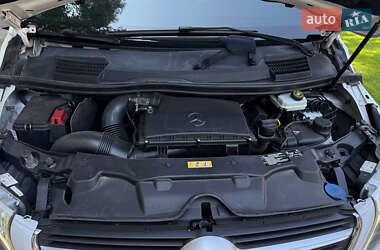 Минивэн Mercedes-Benz V-Class 2016 в 