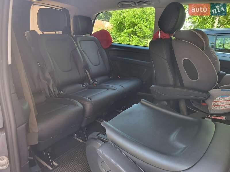 Минивэн Mercedes-Benz V-Class 2020 в Калуше