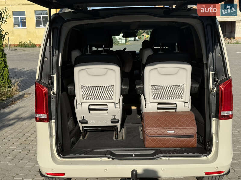 Минивэн Mercedes-Benz V-Class 2016 в Ильинцах