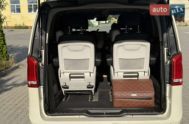 Минивэн Mercedes-Benz V-Class 2016 в 