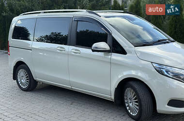 Минивэн Mercedes-Benz V-Class 2016 в 