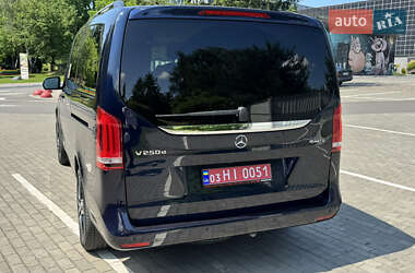 Минивэн Mercedes-Benz V-Class 2017 в 