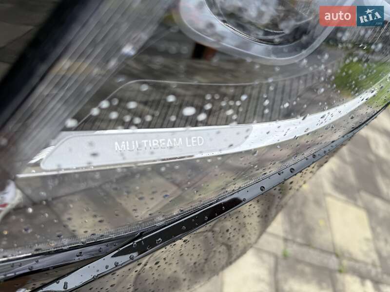 Мінівен Mercedes-Benz V-Class 2025 в Києві