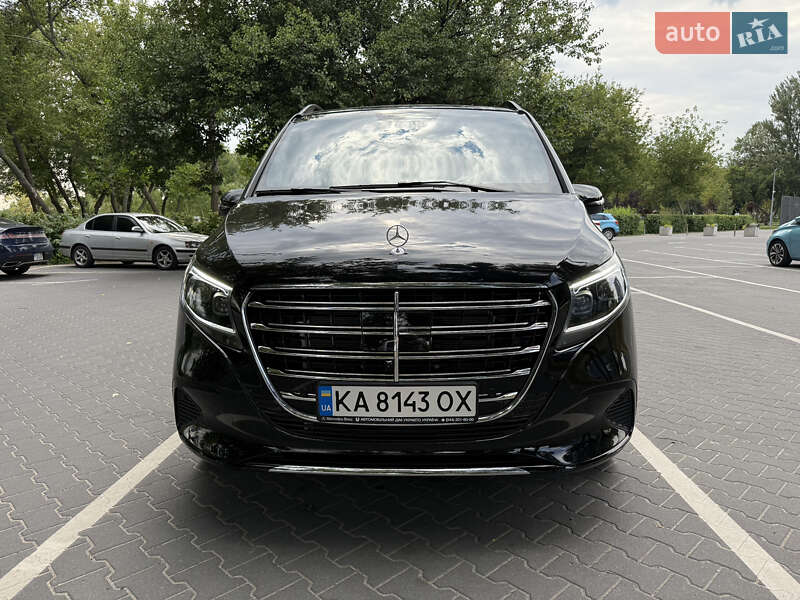 Минивэн Mercedes-Benz V-Class 2025 в Киеве
