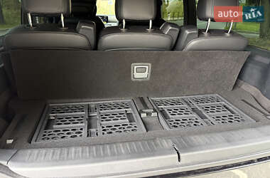 Минивэн Mercedes-Benz V-Class 2025 в Киеве