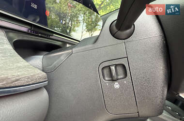 Минивэн Mercedes-Benz V-Class 2025 в Киеве
