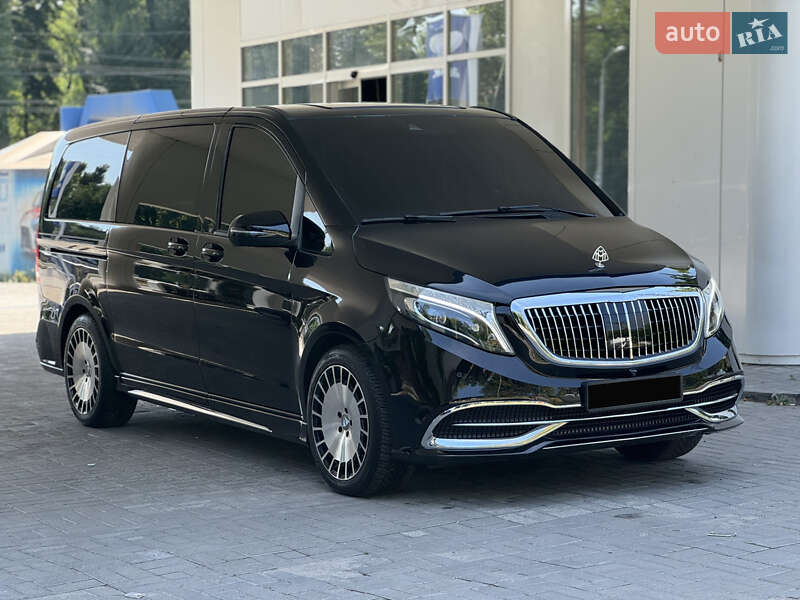 Минивэн Mercedes-Benz V-Class 2019 в Днепре