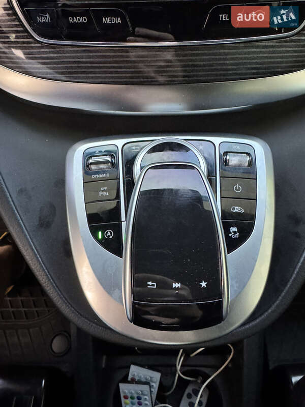 Минивэн Mercedes-Benz V-Class 2019 в Днепре