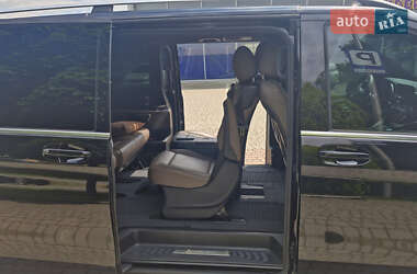 Минивэн Mercedes-Benz V-Class 2021 в 