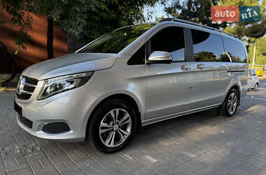 Минивэн Mercedes-Benz V-Class 2015 в 