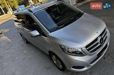 Минивэн Mercedes-Benz V-Class 2015 в 