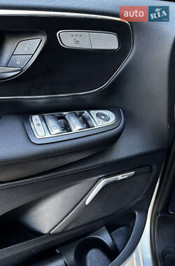 Минивэн Mercedes-Benz V-Class 2015 в 