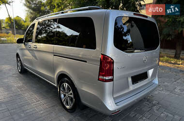 Минивэн Mercedes-Benz V-Class 2015 в 